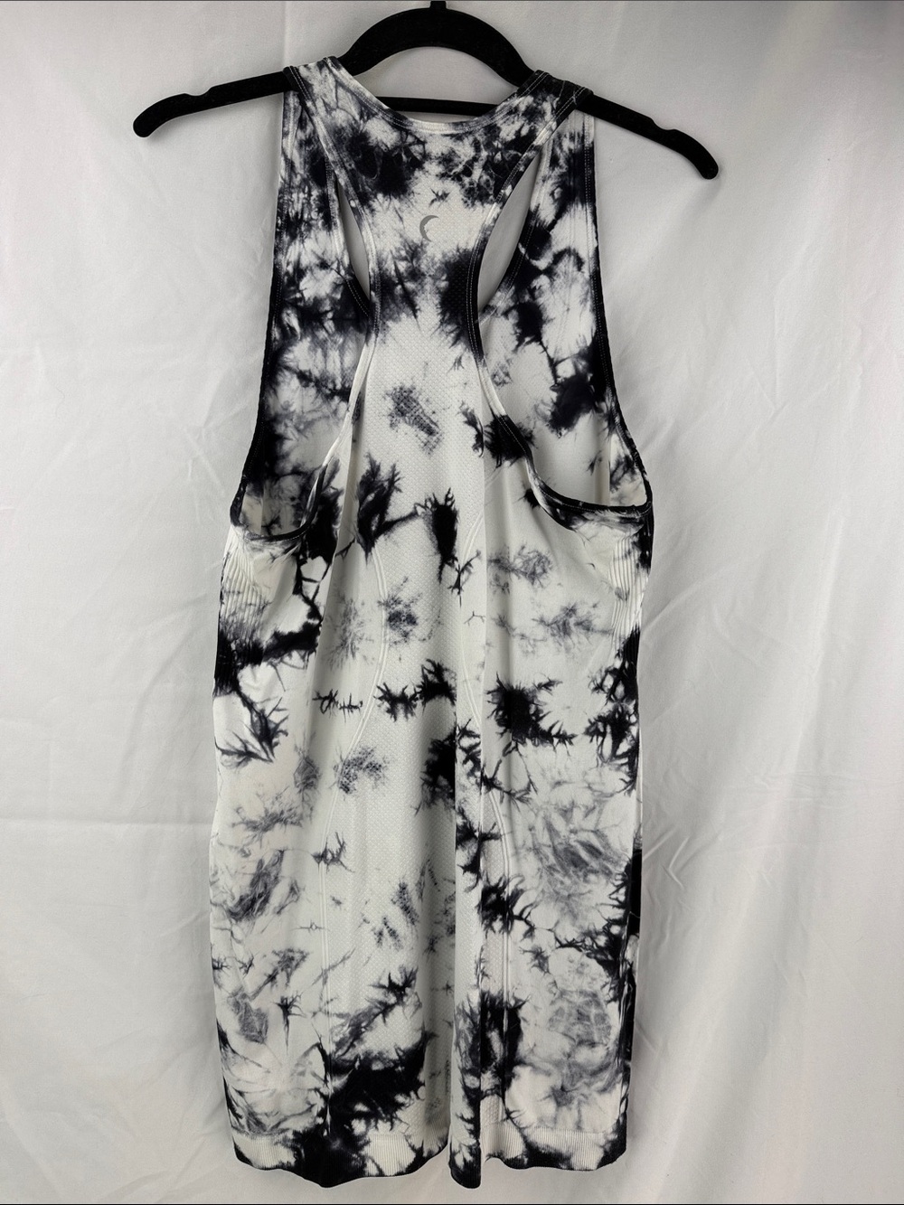 ZYIA Active Women’s Size M Copper Charged Black & White Tie-Dye Racerback Tank - Picture 5 of 6